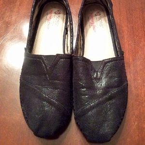 Bob's by Skechers Black Slip-on Shoes Size 9